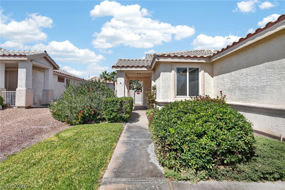 261 Ventana Heights Street