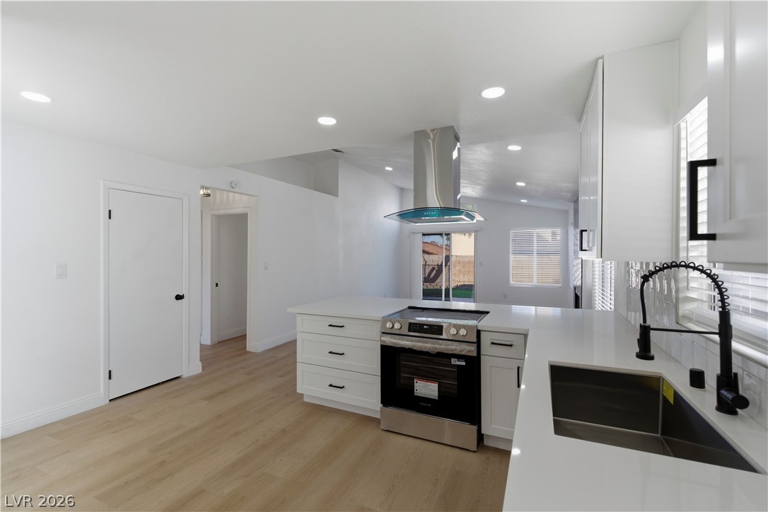 2806 Secret Canyon Road