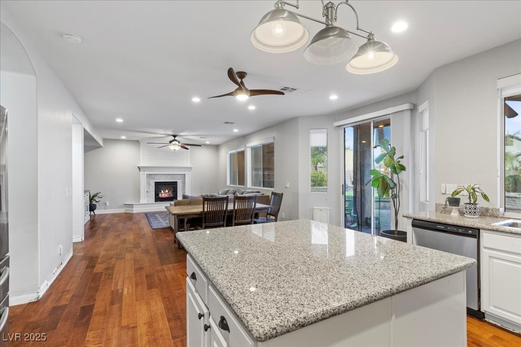 644 Wind Cave Court, Henderson, Nevada image 17