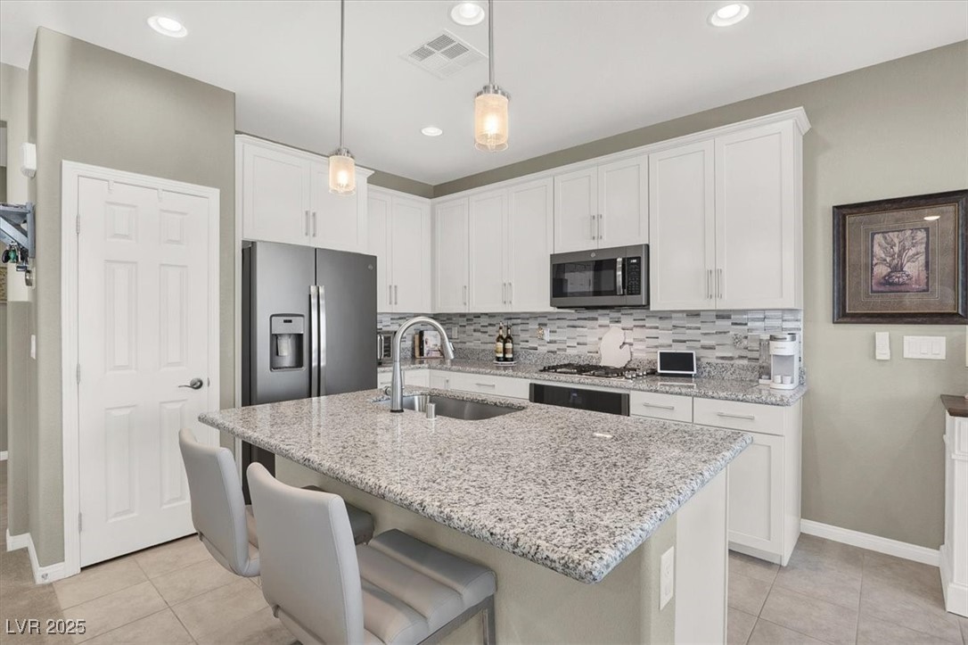 Las Vegas, Nevada 89141, United States, 4 Bedrooms Bedrooms, ,3 BathroomsBathrooms,Residential,Active,195306