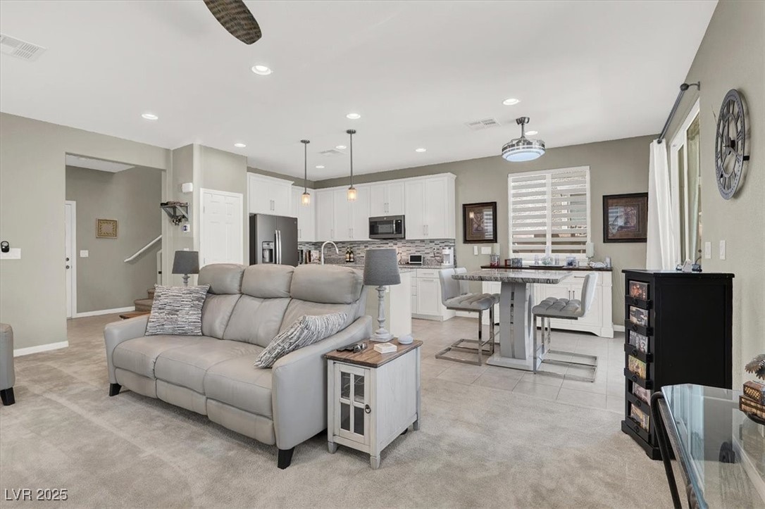 Las Vegas, Nevada 89141, United States, 4 Bedrooms Bedrooms, ,3 BathroomsBathrooms,Residential,Active,195306