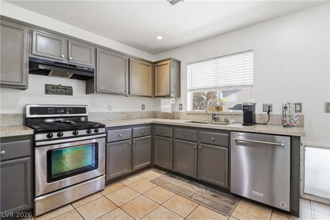 Tiny photo for 330 Laguna Glen Drive, Henderson, NV 89014 (MLS # 2793327)
