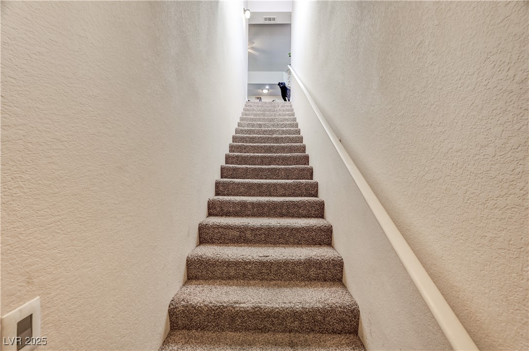 6800 Dorita Avenue 202