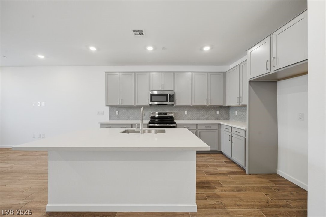 1482 Hopeful Lark Lane