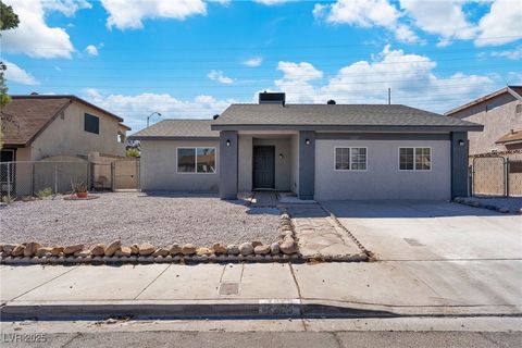 7225 Bridgeview Avenue Las Vegas NV 89147