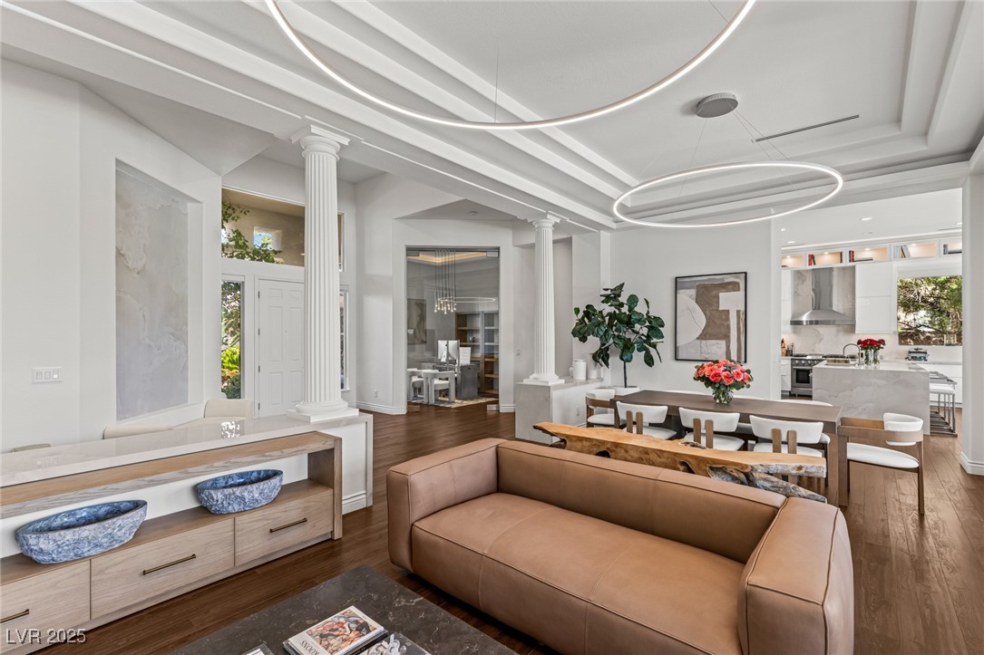 7304 Buttons Ridge Drive