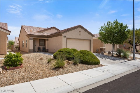 Homes For Sale - 7940 Fantail Drive<br/> Clark County, North Las Vegas, NV 89084