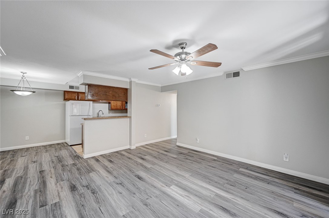 Properties 1 3135 S Mojave Road 128