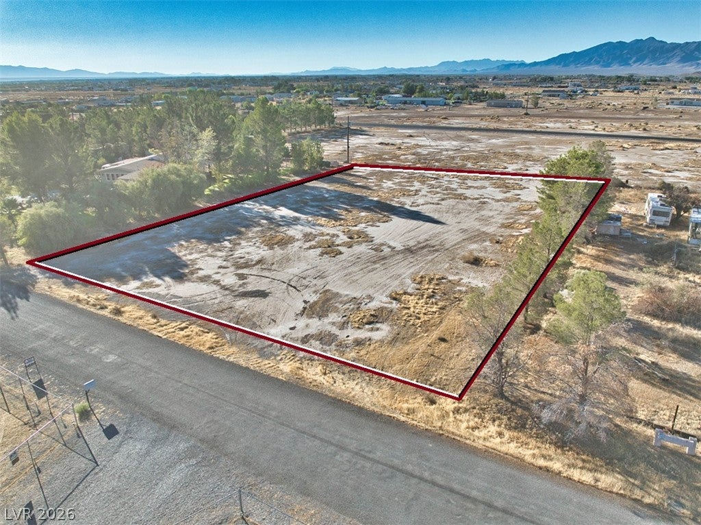 4331 W Medicine Man Road