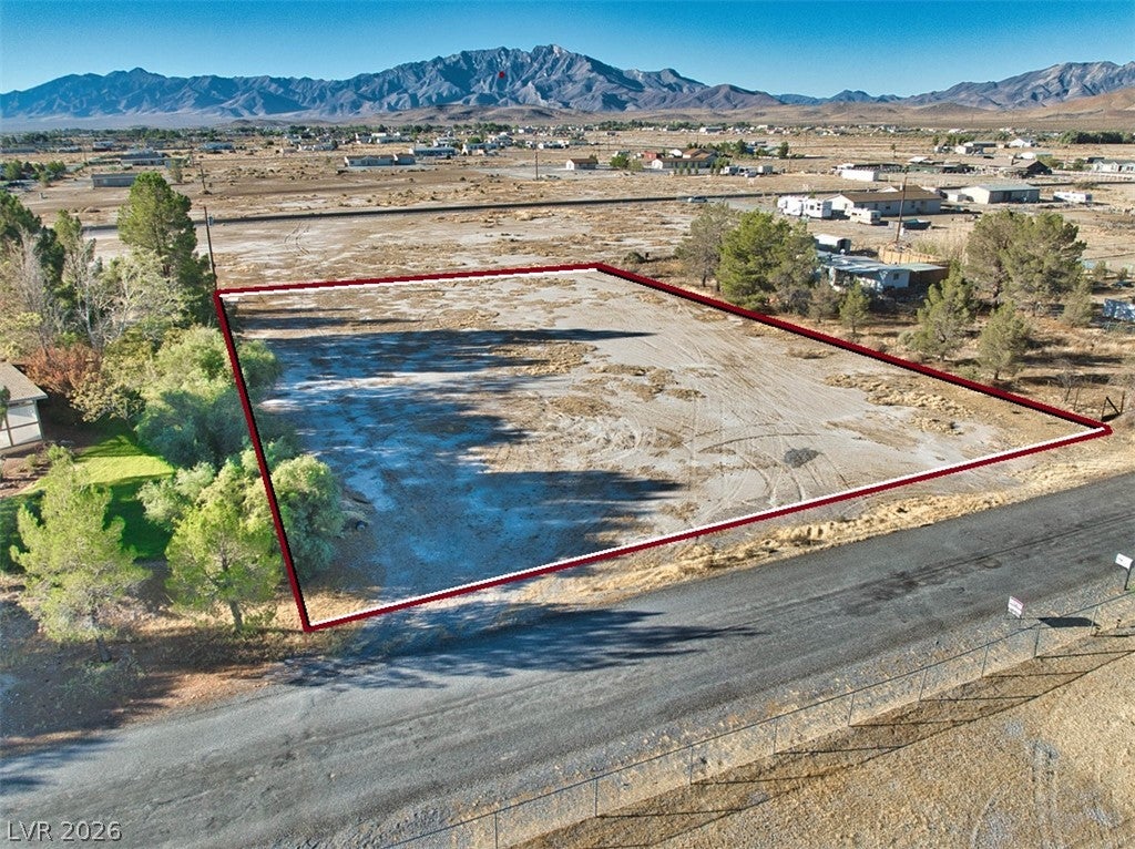 4331 W Medicine Man Road