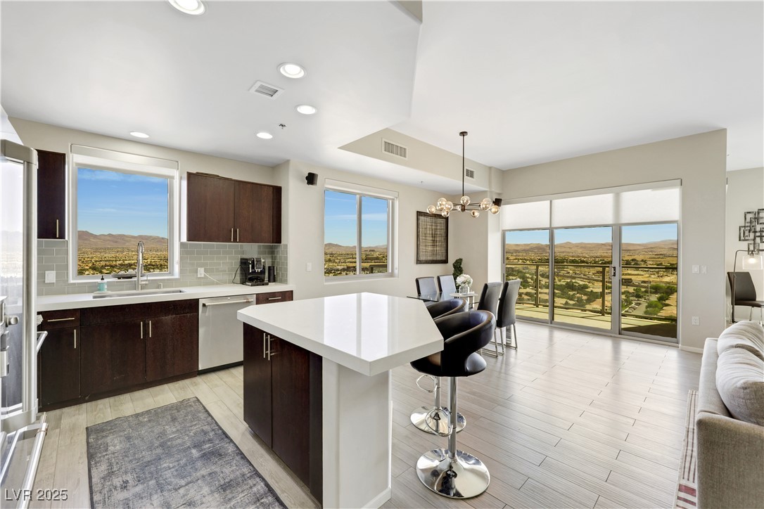 8255 Las Vegas Boulevard 1821