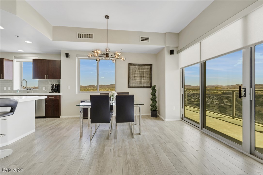 8255 Las Vegas Boulevard 1821