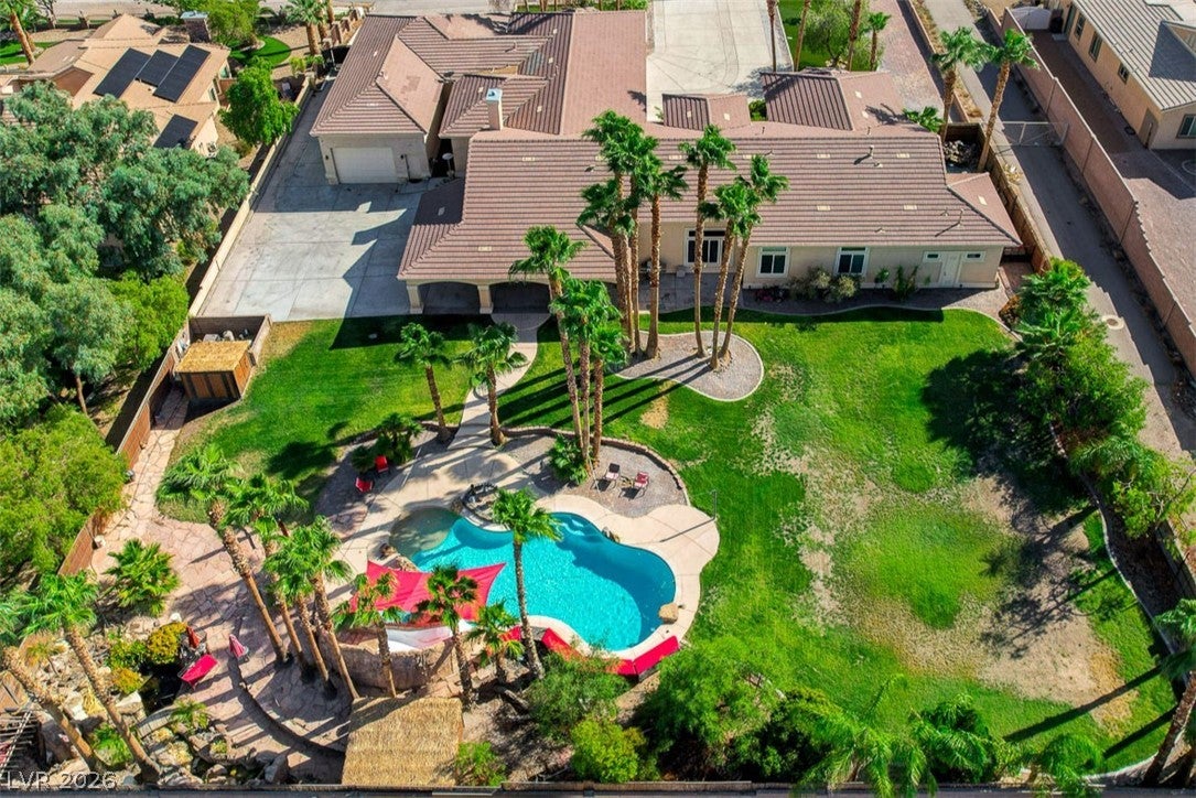 410 E Paradise Hills Drive