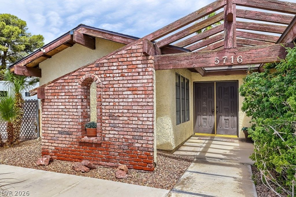 Photo of 5716 Avenida Tampico, Las Vegas, NV 89108 (MLS # 2776660)