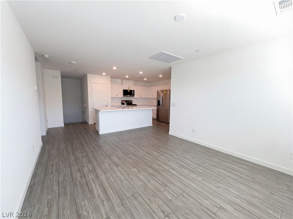 4250 Vivenda Street 1