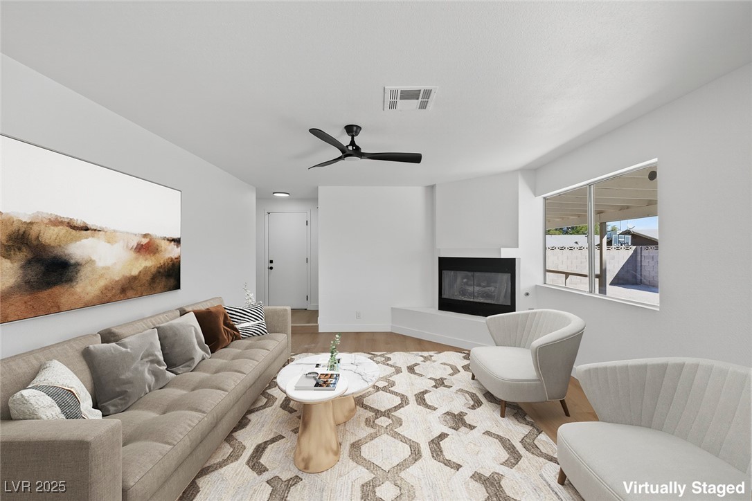 2205 San Deluna Street