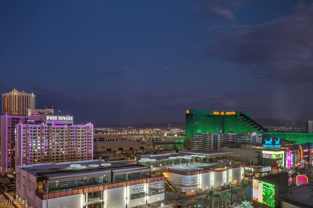 3722 Las Vegas Boulevard 1204