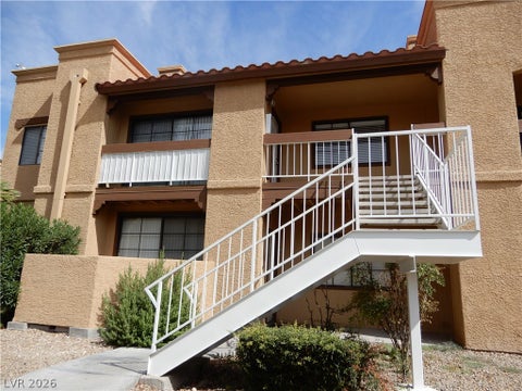 Condo For Rent - 5122 S Jones Boulevard #201<br/> Las Vegas, NV 89118