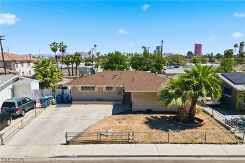 Photo of 2529 Arenas Street, Las Vegas, NV 89102 (MLS # 2770838)