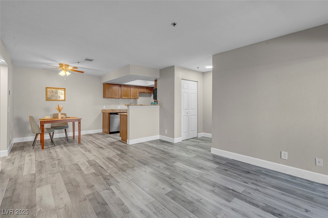 4200 S Valley View Boulevard 1069
