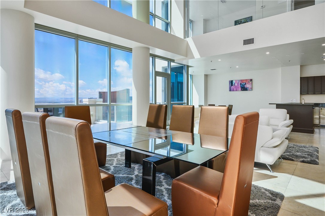 2700 Las Vegas Boulevard 4305