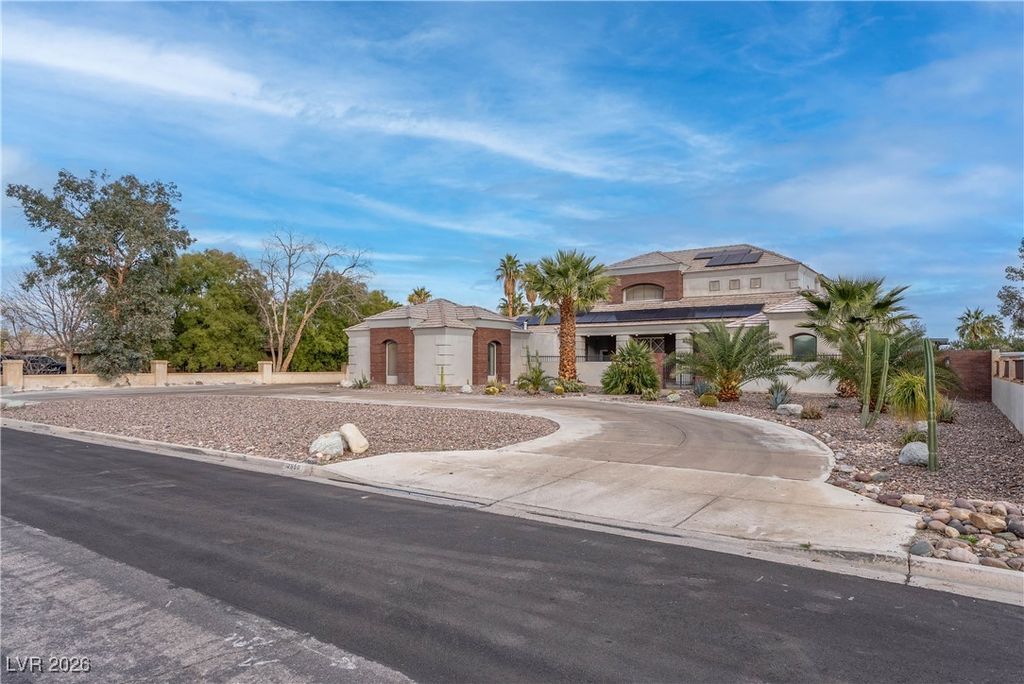 Photo of 2850 Rosanna Street, Las Vegas, NV 89117 (MLS # 2746102)