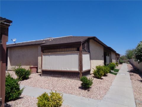 Townhouse For Sale - Residential<br/> Clark County, North Las Vegas, NV 89030