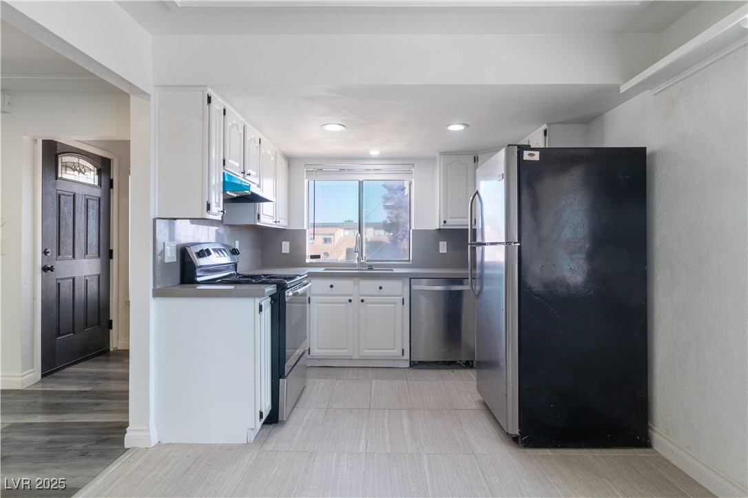 North Las Vegas, Nevada 89030, United States, 2 Bedrooms Bedrooms, ,2 BathroomsBathrooms,Residential,Active,163242