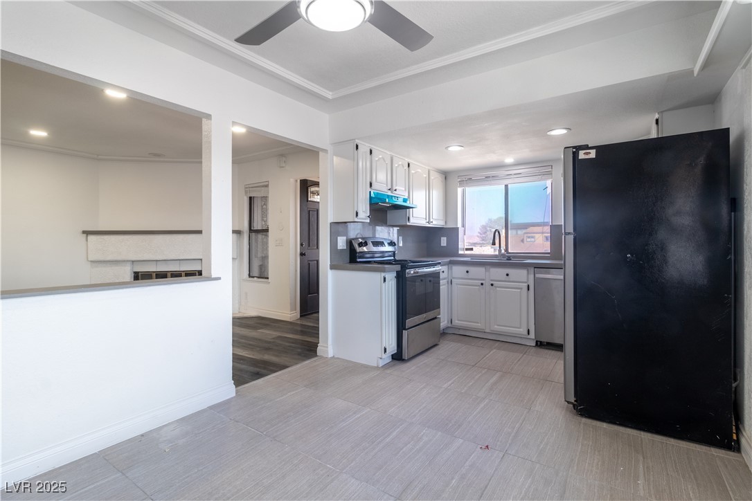 North Las Vegas, Nevada 89030, United States, 2 Bedrooms Bedrooms, ,2 BathroomsBathrooms,Residential,Active,163242