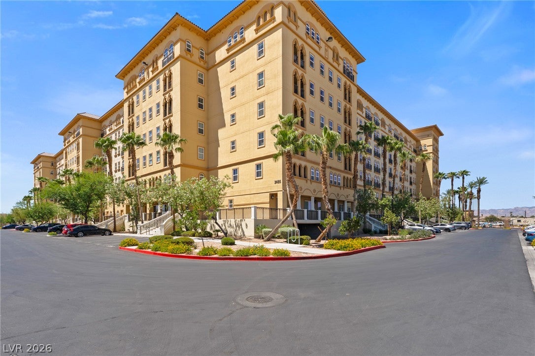 2405 W Serene Avenue 703