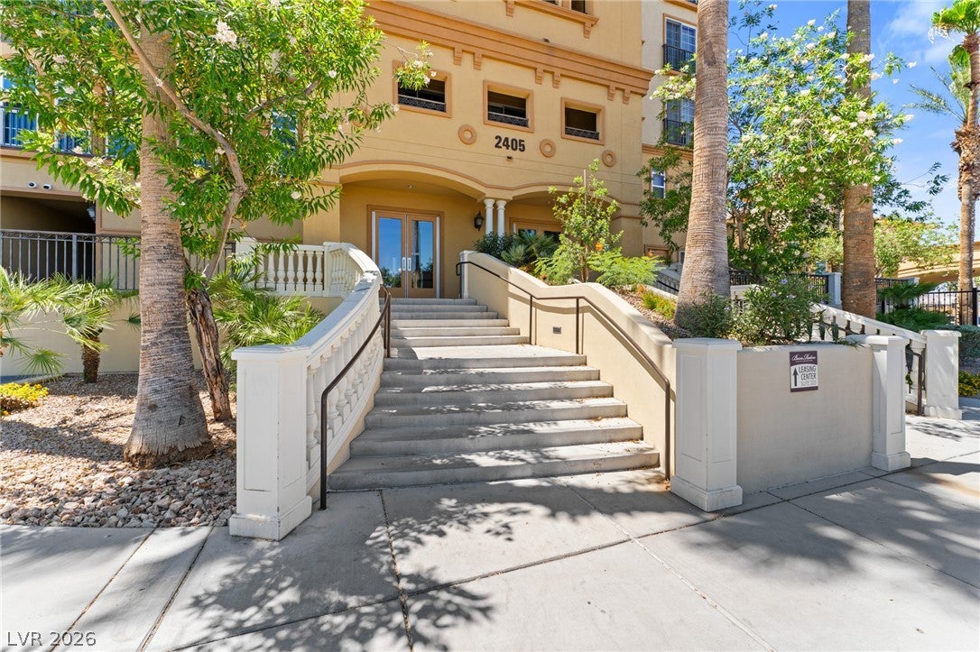 2405 W Serene Avenue 703