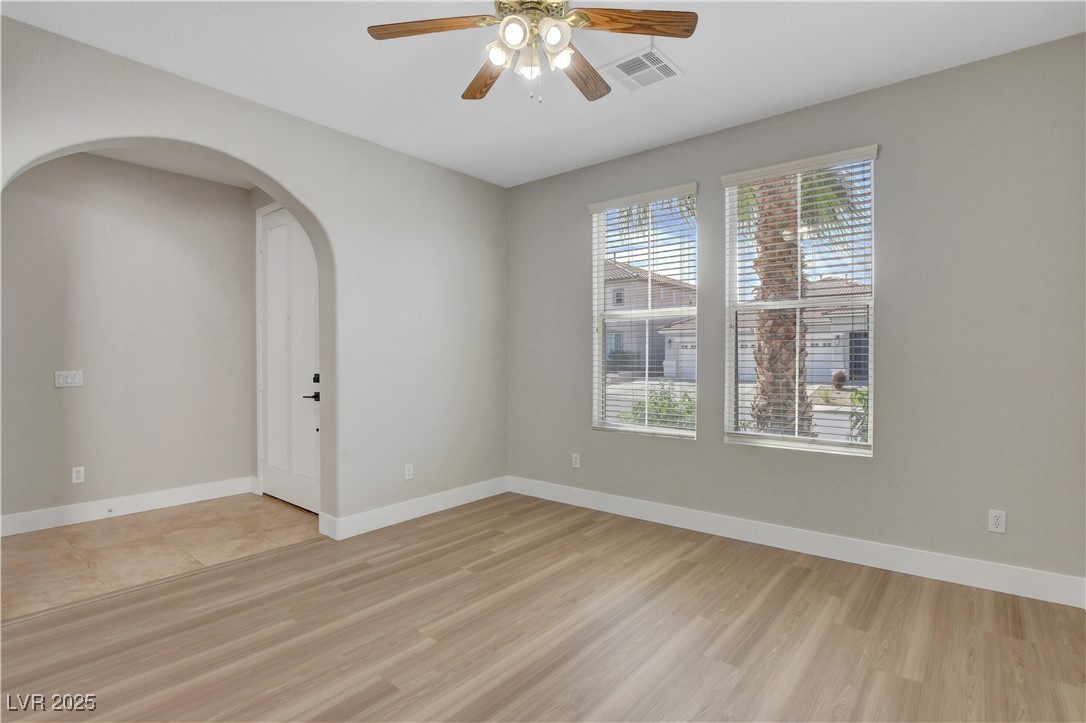 981 Buffalo River Avenue, Henderson, Nevada image 8