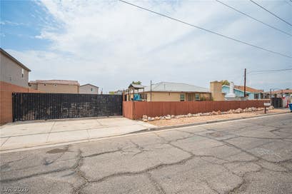 5841 Dodd Street Las Vegas NV 89122
