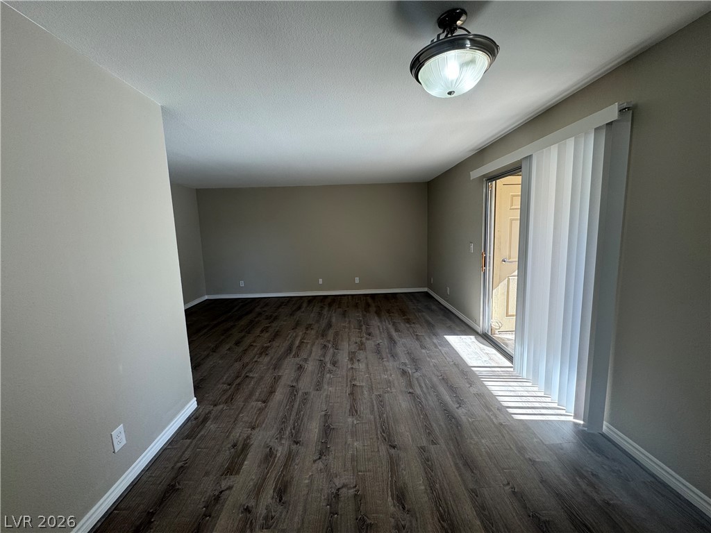 5471 Indian River Drive 402