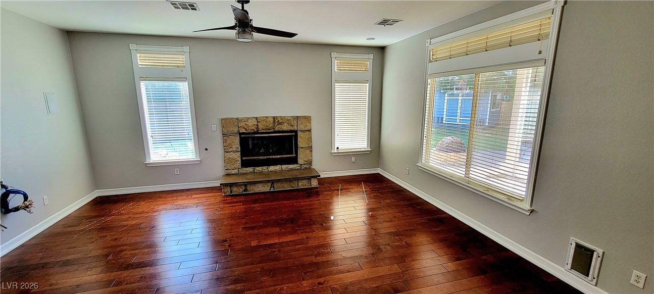 990 Crescent Meadows Court