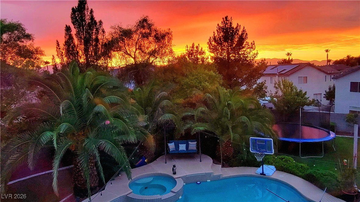 990 Crescent Meadows Court