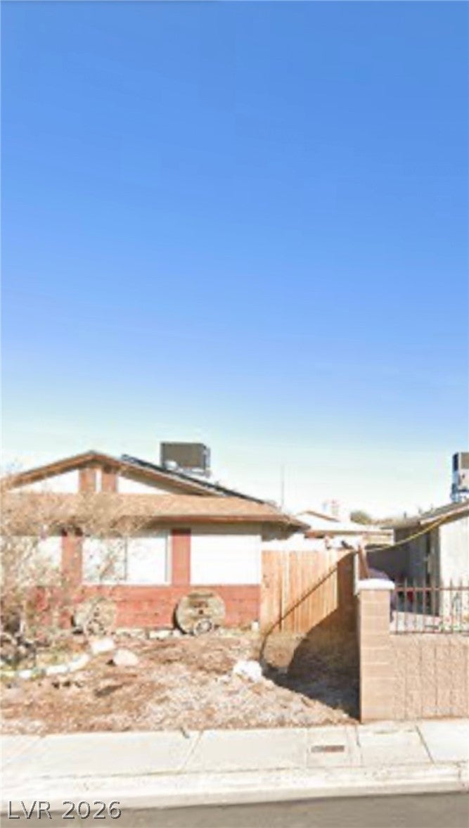 5110 Carmel Avenue