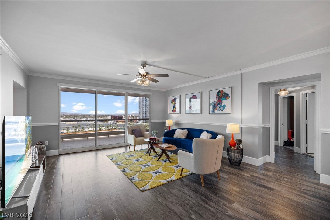 2747 Paradise Road 1004