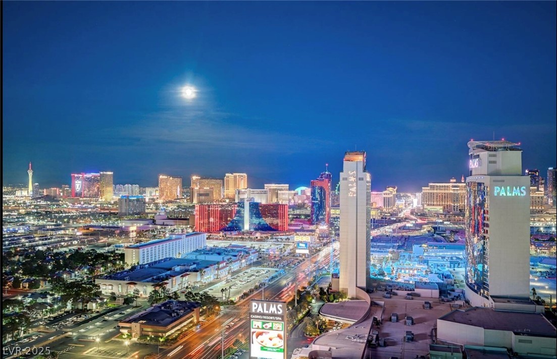 4381 W Flamingo Road 33322