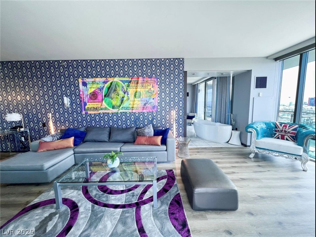 4381 W Flamingo Road 33322