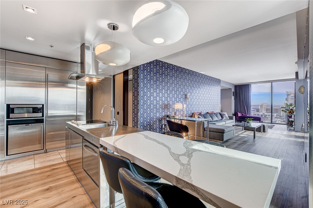 4381 W Flamingo Road 33322