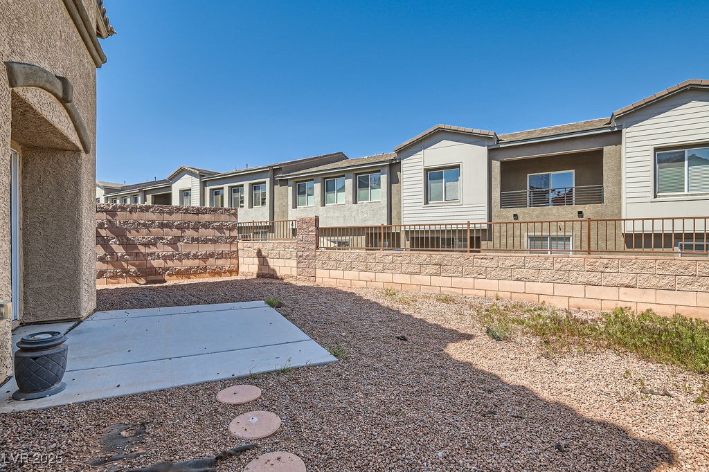 1129 Paradise Vista Drive, Henderson, Nevada image 26