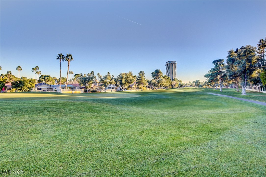 2851 Queens Courtyard Drive