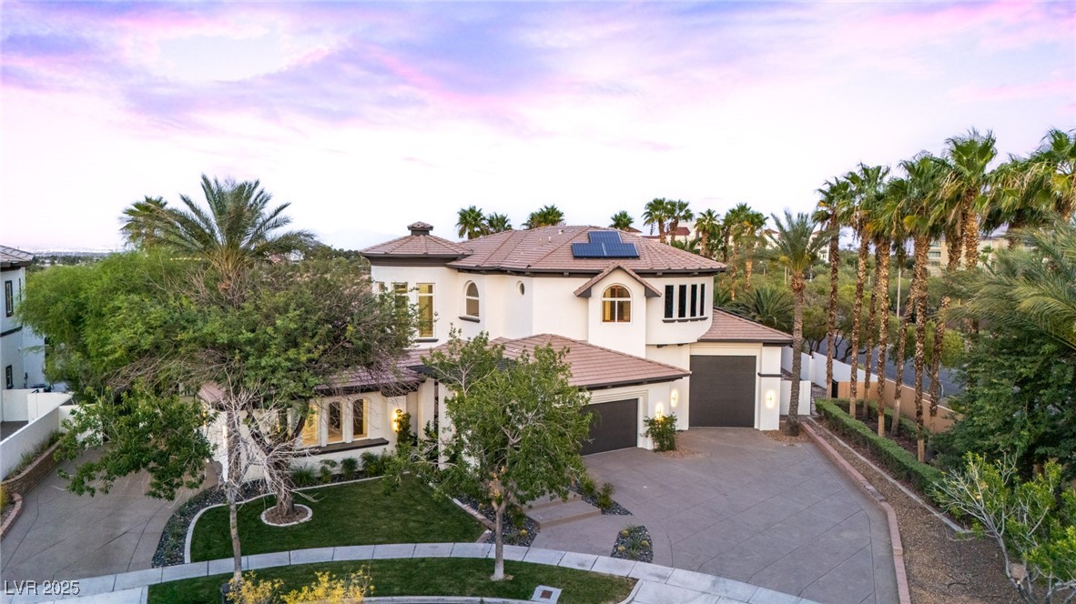 9252 Tournament Canyon Drive