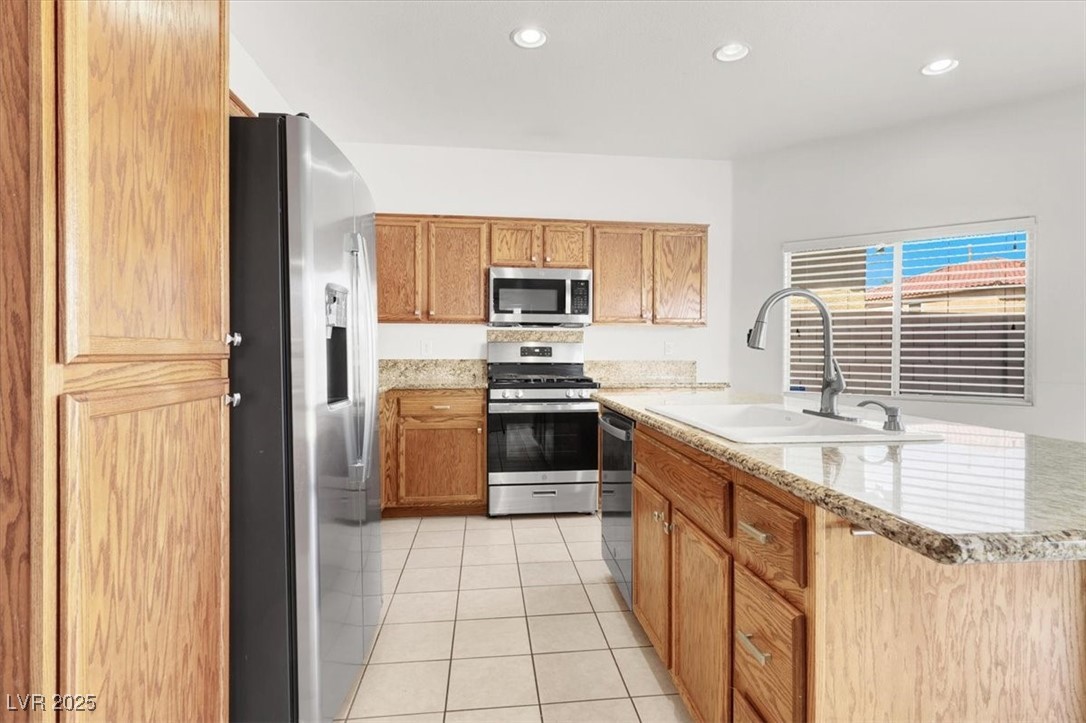 North Las Vegas, Nevada 89086, United States, 4 Bedrooms Bedrooms, ,3 BathroomsBathrooms,Residential,Active,134536