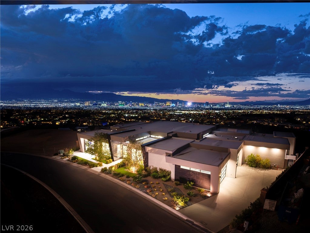 Photo of 611 Cityview Ridge Drive, Henderson, NV 89012 (MLS # 2825397)