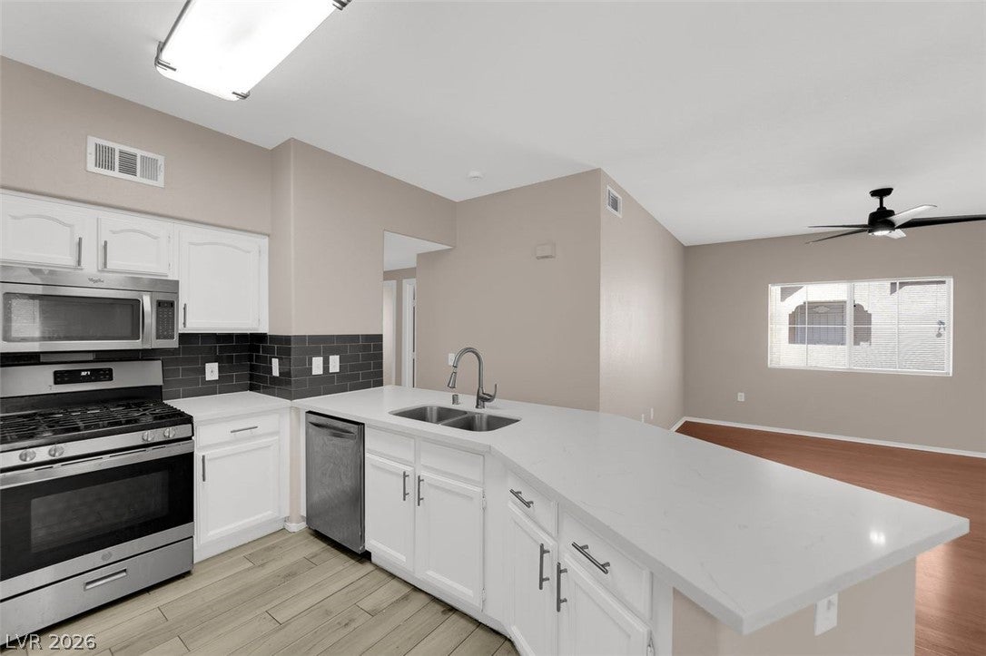 3400 Cabana Drive 2106