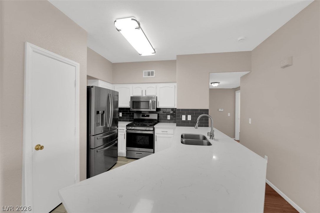 3400 Cabana Drive 2106