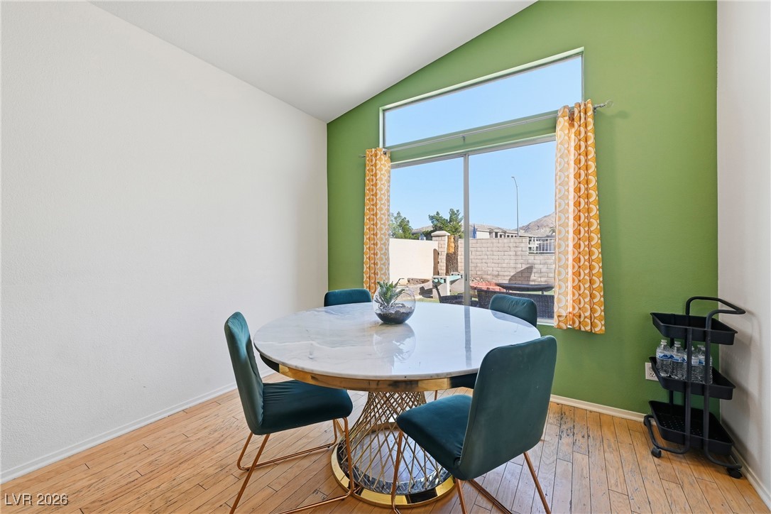 1412 Grape Arbor Way