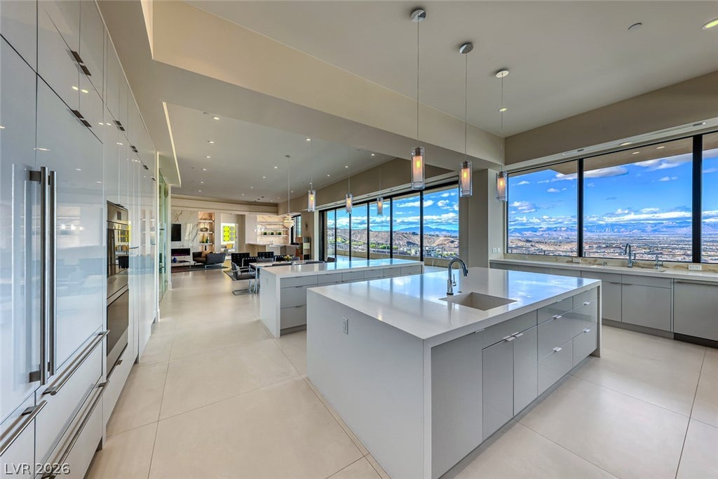 Photo of 677 Overlook Rim Drive, Henderson, NV 89012 (MLS # 2829014)